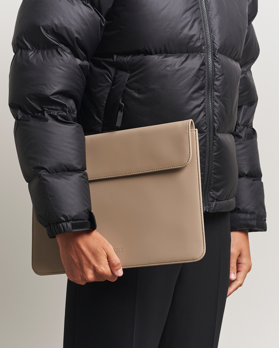 Homme | RAINS Laptop Portfolio 13