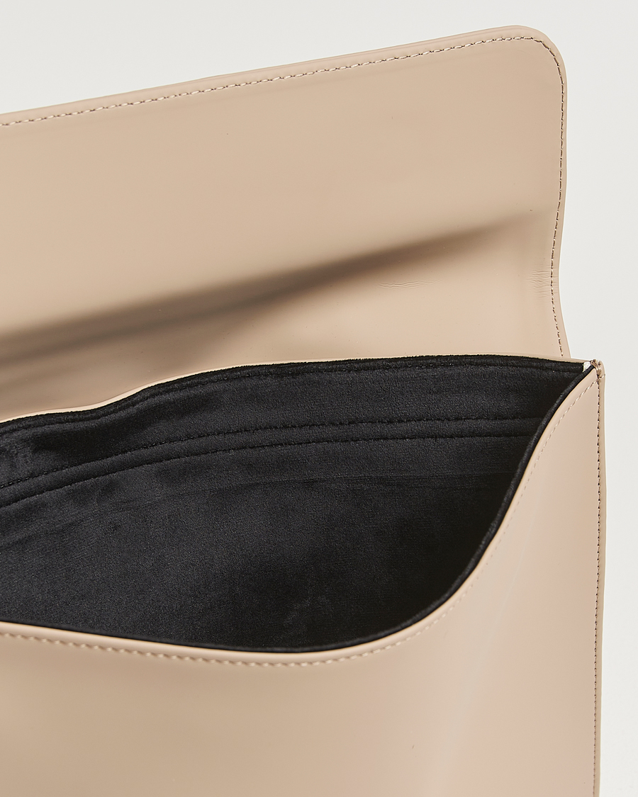 Homme | RAINS Laptop Portfolio 13