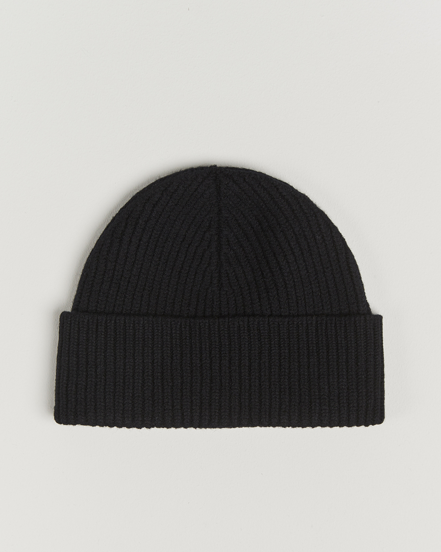 Homme | AMI Heart Logo Beanie Black | AMI | Heart Logo Beanie Black