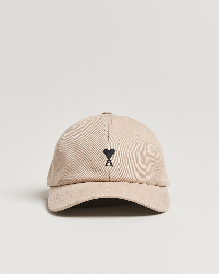 Homme | AMI Black Heart Logo Cap Cafe Creme | AMI | Black Heart Logo Cap Cafe Creme