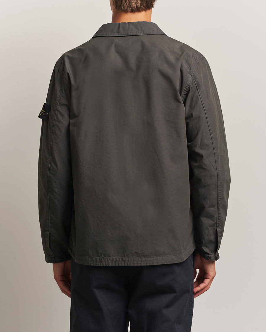 Homme | Chemises | Stone Island | Garment Dyed Organic Cotton Zip Overshirt Lead Grey