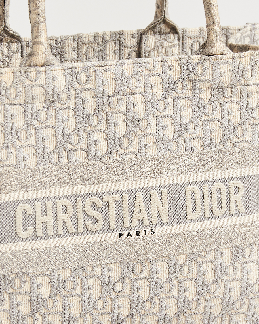 Homme | Dior Pre-Owned Medium Dior Book Tote Light grey | Dior Pre-Owned | Medium Dior Book Tote Light grey