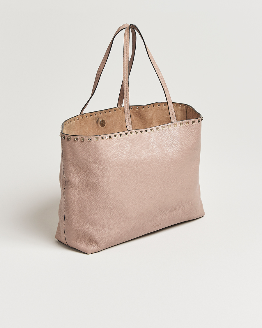 Homme | Valentino Pre-Owned Medium Rockstud Tote Bag Poudre | Valentino Pre-Owned | Medium Rockstud Tote Bag Poudre