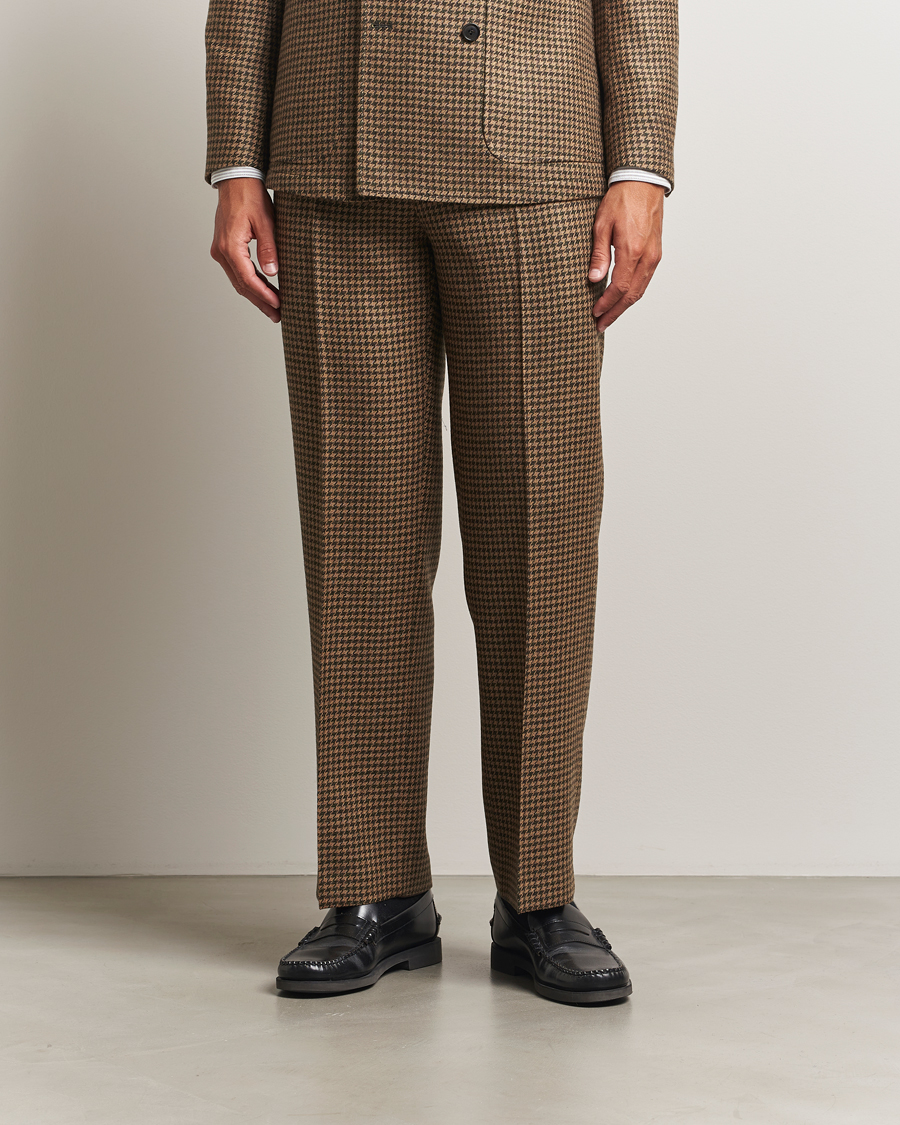 Homme | Pantalons | Tiger of Sweden | Todne Swedish Wool Dogtooth Trousers Brown Olive