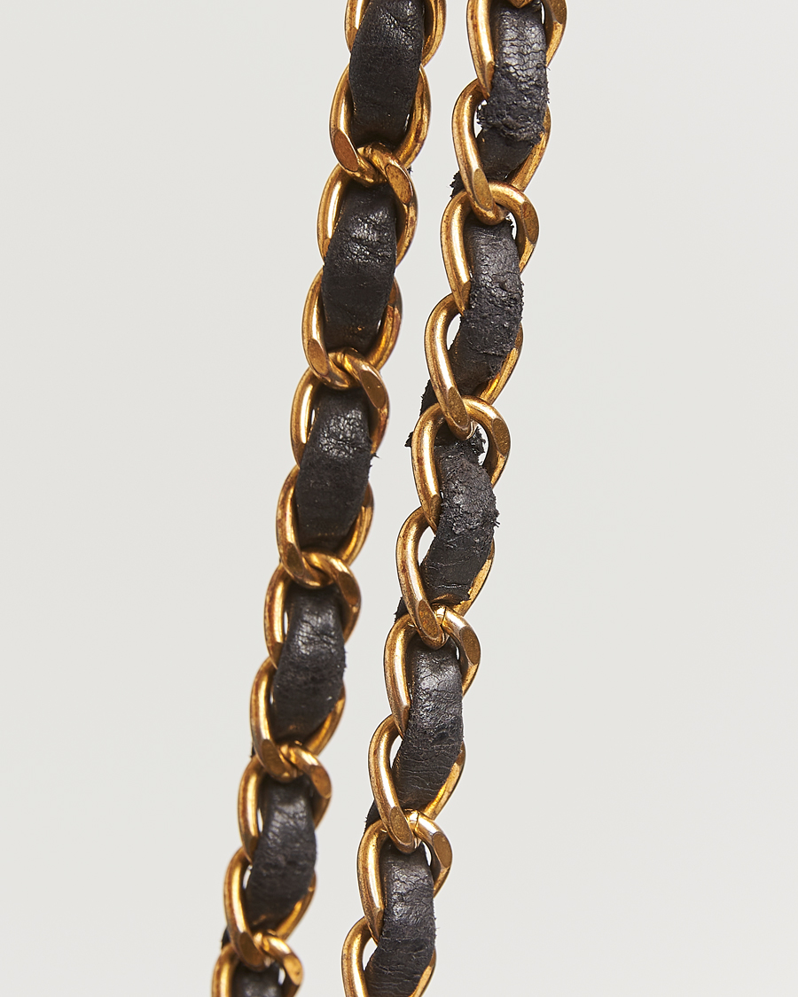 Homme | Chanel Pre-Owned Classic Double Flap Medium Lambskin Black | Chanel Pre-Owned | Classic Double Flap Medium Lambskin Black