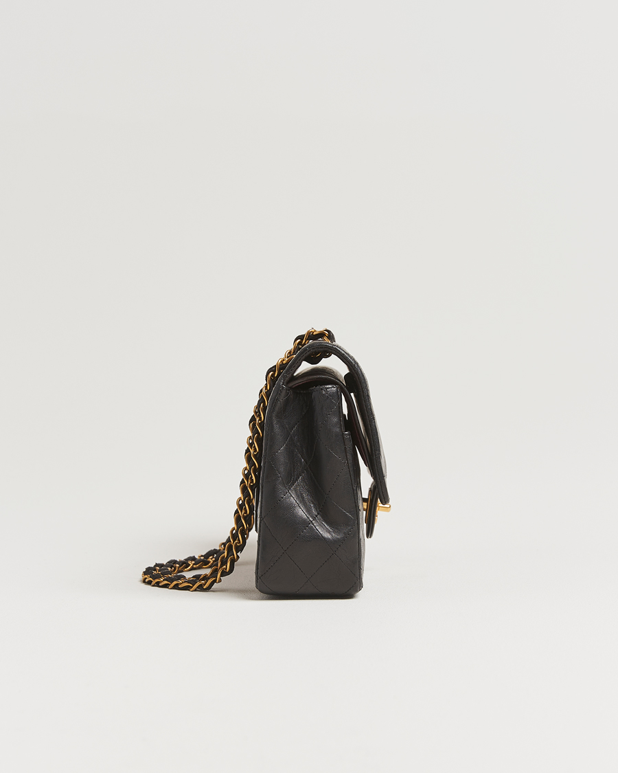 Homme | Chanel Pre-Owned Classic Double Flap Medium Lambskin Black | Chanel Pre-Owned | Classic Double Flap Medium Lambskin Black