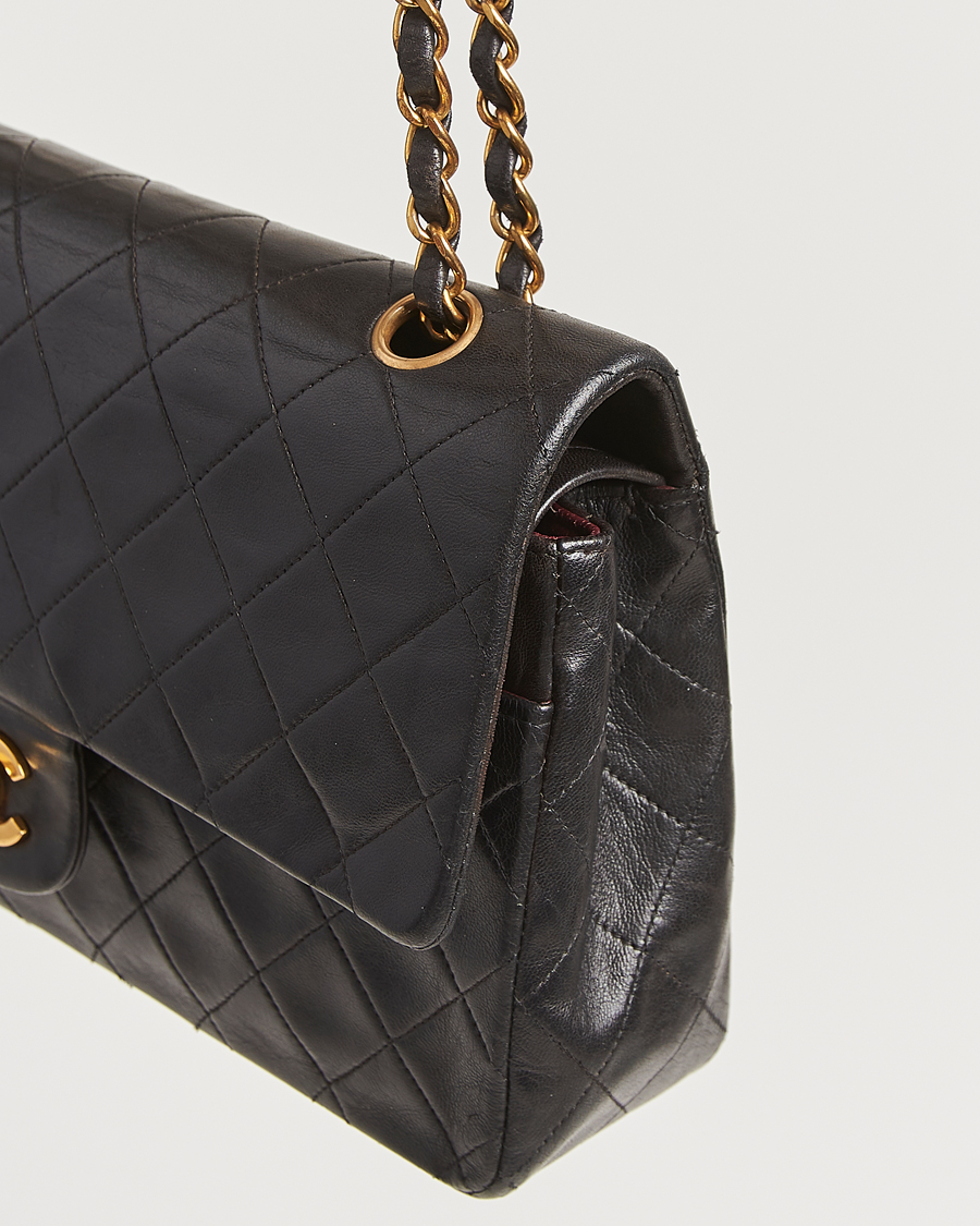 Homme | Chanel Pre-Owned Classic Double Flap Medium Lambskin Black | Chanel Pre-Owned | Classic Double Flap Medium Lambskin Black