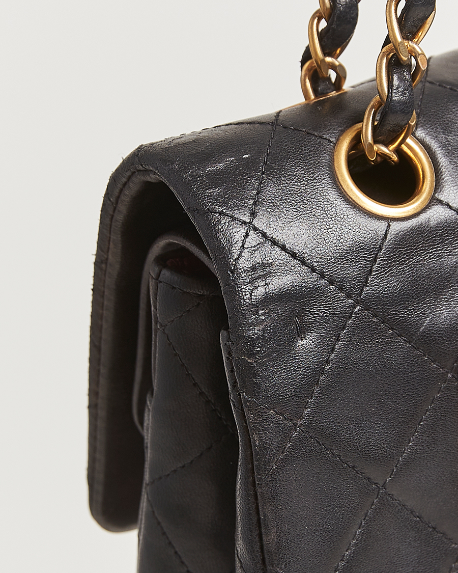 Homme | Chanel Pre-Owned Classic Double Flap Medium Lambskin Black | Chanel Pre-Owned | Classic Double Flap Medium Lambskin Black