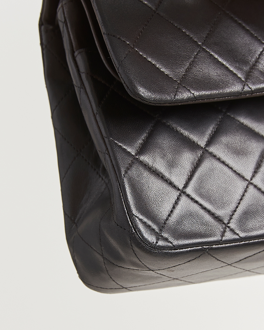 Homme | Chanel Pre-Owned Classic Double Flap Medium Lambskin Black | Chanel Pre-Owned | Classic Double Flap Medium Lambskin Black