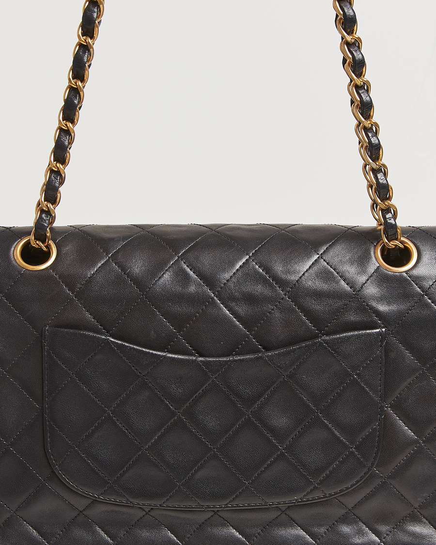 Homme | Chanel Pre-Owned Classic Double Flap Medium Lambskin Black | Chanel Pre-Owned | Classic Double Flap Medium Lambskin Black