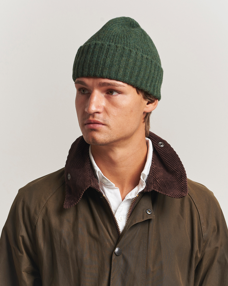 Homme | Bonnets | Robert Mackie | Rona Ribbed Shaggy Lambswool Beanie Green