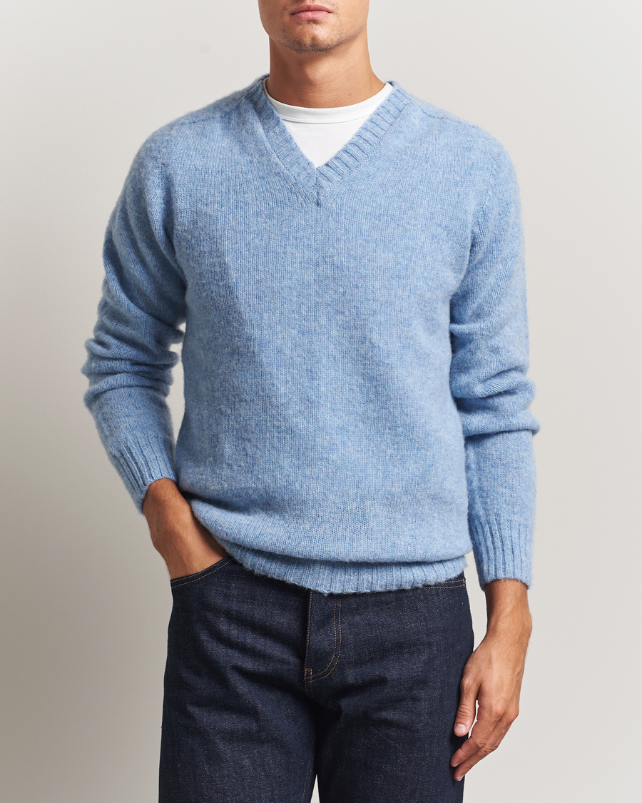 Homme | Pulls Et Tricots | Harley Of Scotland for Care of Carl | Harley Of Scotland Brushed Supersoft Lambswool V-Neck Light Blue