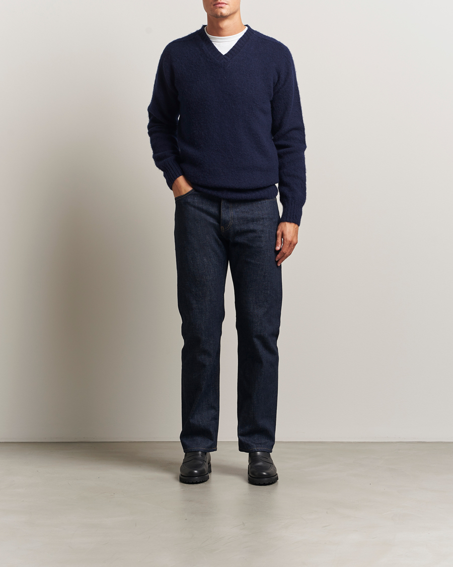 Homme | Pulls Et Tricots | Harley Of Scotland for Care of Carl | Harley Of Scotland Brushed Supersoft Lambswool V-Neck Navy