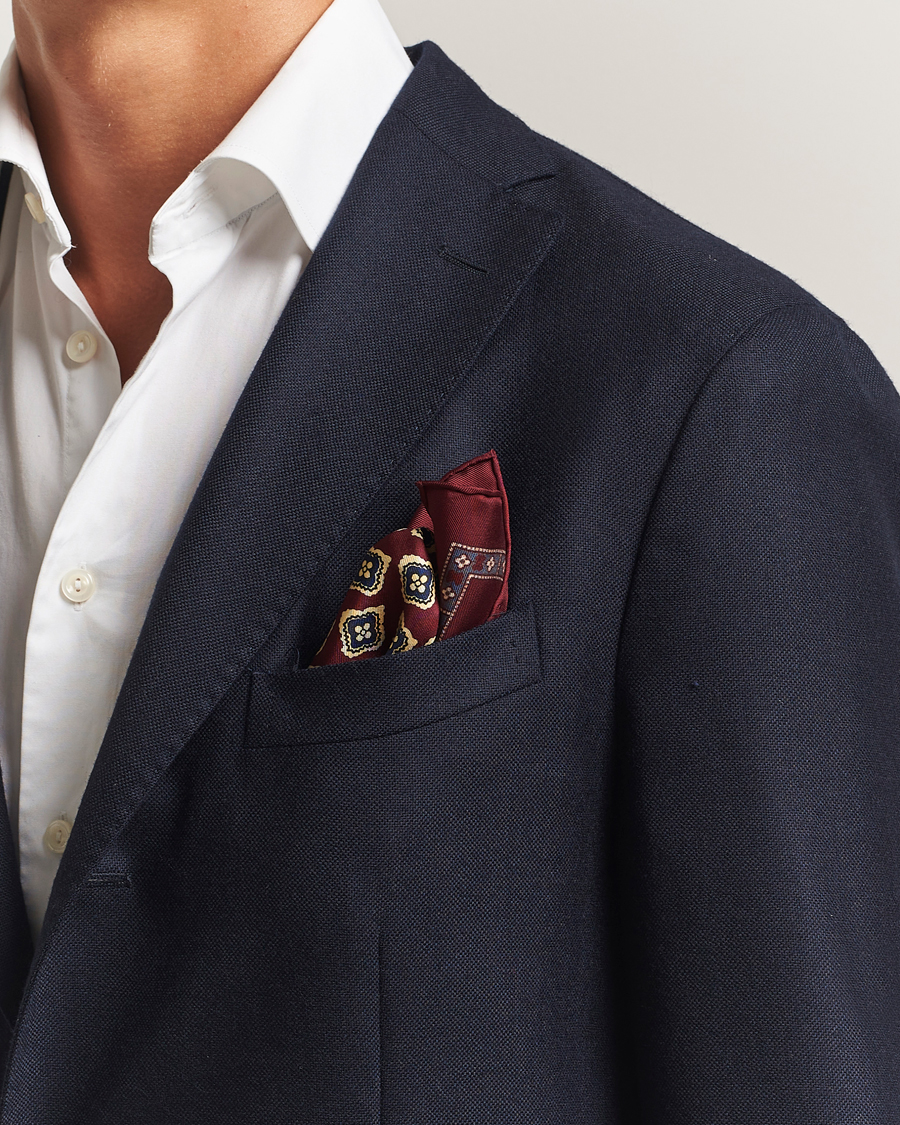 Homme | E. Marinella Archivio Silk Pocket Square Burgundy | E. Marinella | Archivio Silk Pocket Square Burgundy