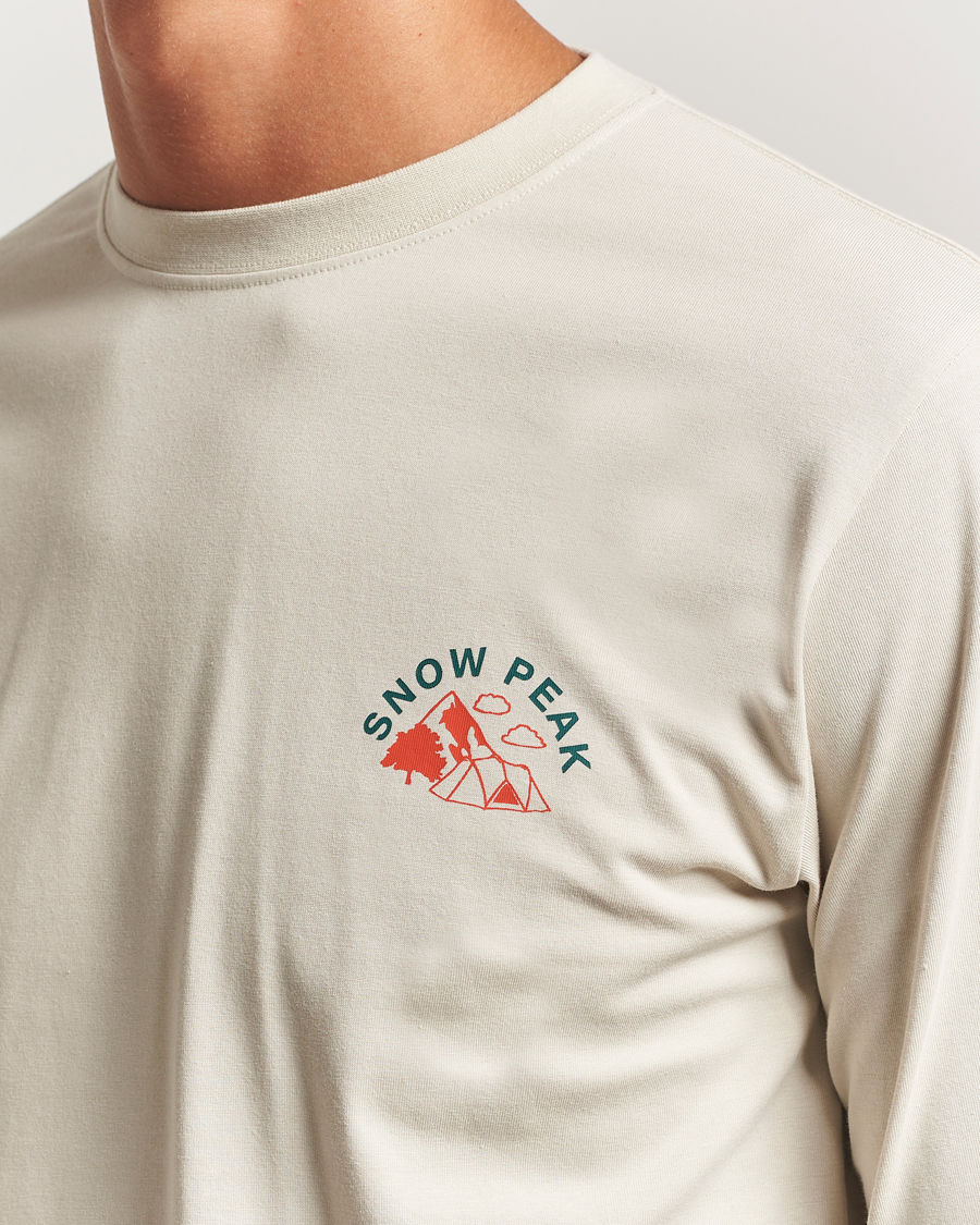 Homme | T-shirts | Snow Peak | Graphic Long Sleeve T-Shirt Ivory