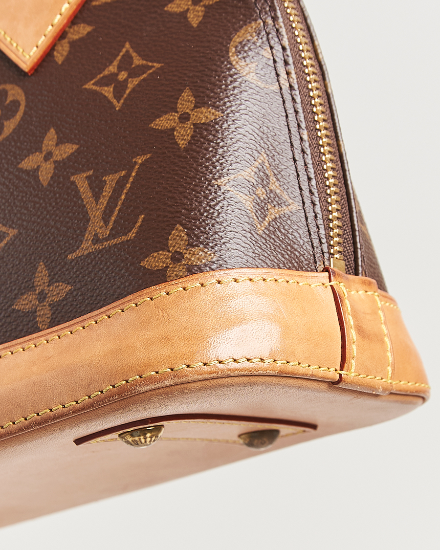 Homme | Louis Vuitton Pre-Owned Alma Bag BB Monogram | Louis Vuitton Pre-Owned | Alma Bag BB Monogram