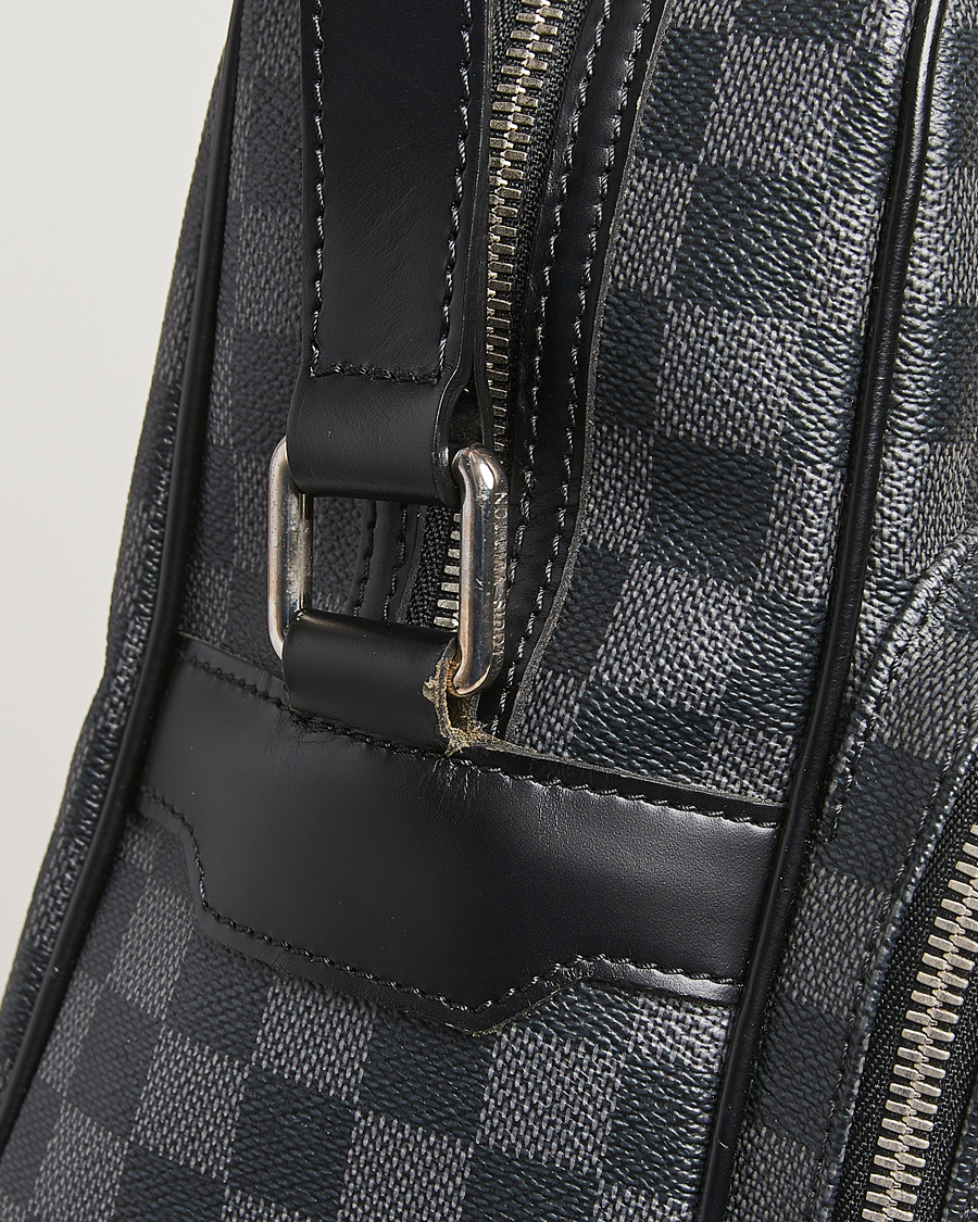 Homme | Pre-Owned & Vintage Bags | Louis Vuitton Pre-Owned | Leoh Shoulder Bag Damier Graphite