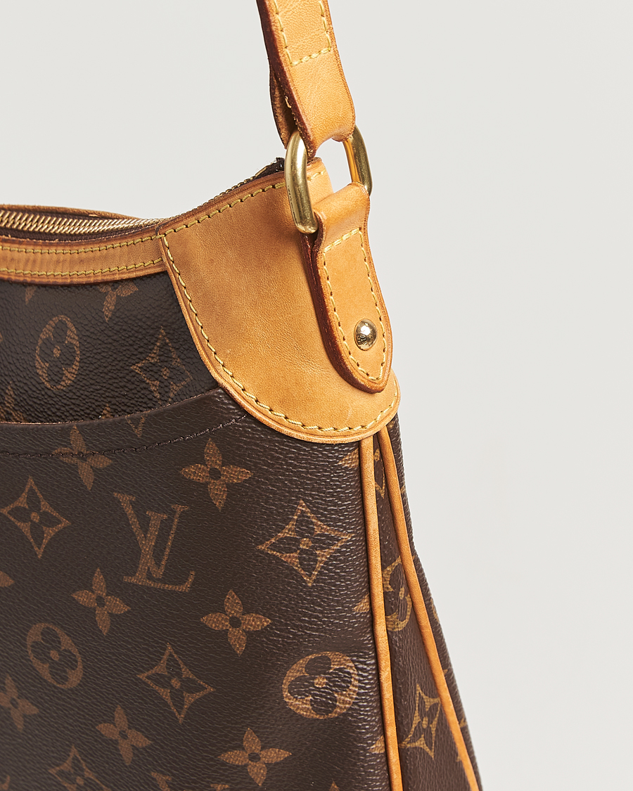 Homme | Louis Vuitton Pre-Owned Odeon PM Bag Monogram | Louis Vuitton Pre-Owned | Odeon PM Bag Monogram
