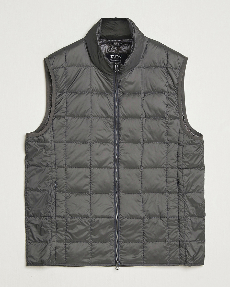 Homme | Gilets | TAION | High Neck Full Zip Lightweight Down Vest Dark Grey