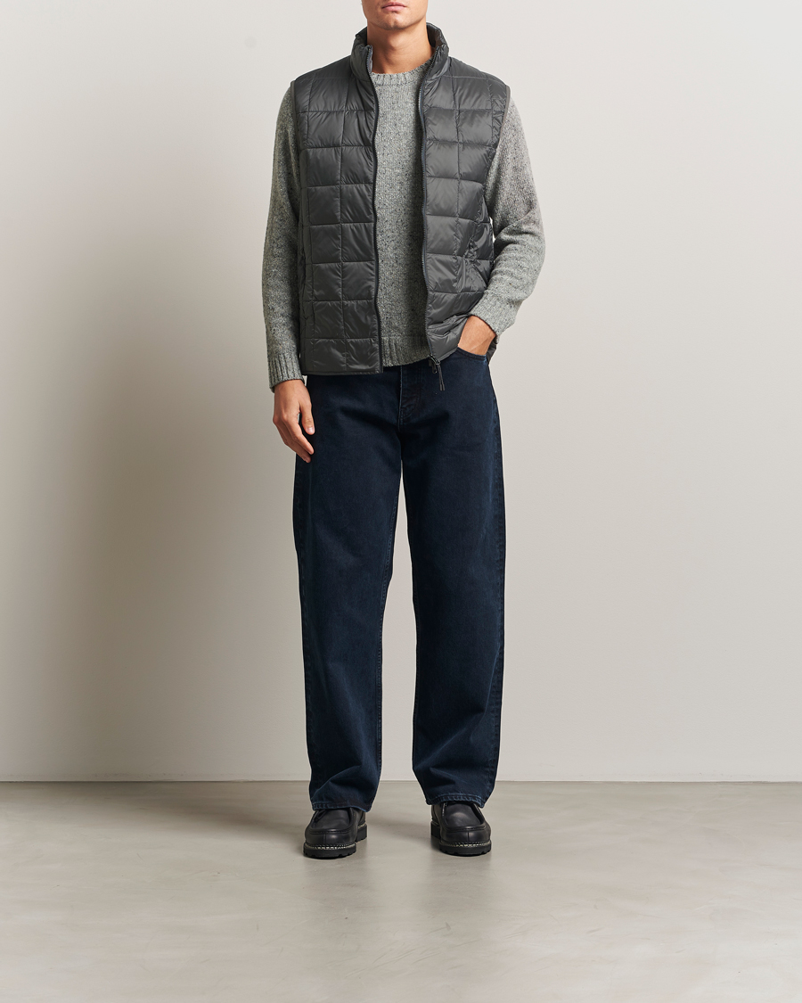 Homme | Gilets | TAION | High Neck Full Zip Lightweight Down Vest Dark Grey