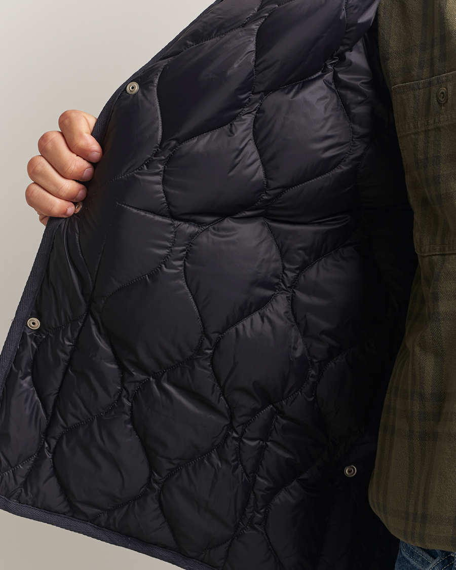 Homme | Gilets | TAION | Military Crew Neck Down Vest Navy