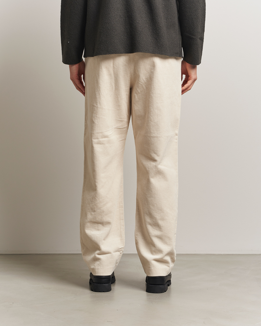 Homme | Pantalons | NN07 | Paw Relaxed Fit Corduroy Trousers Ivory