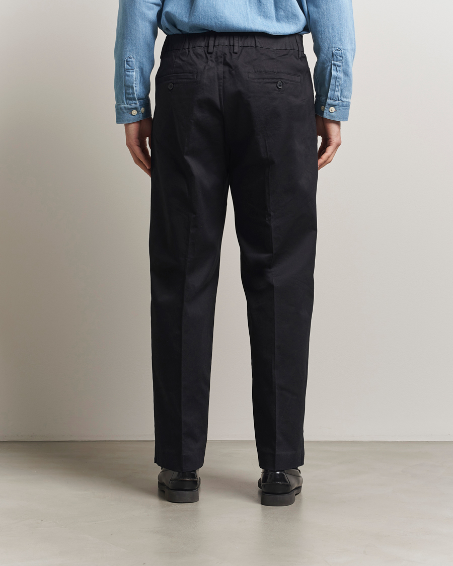 Homme | Pantalons | NN07 | Kay Relaxed Fit Pleated Trousers Black