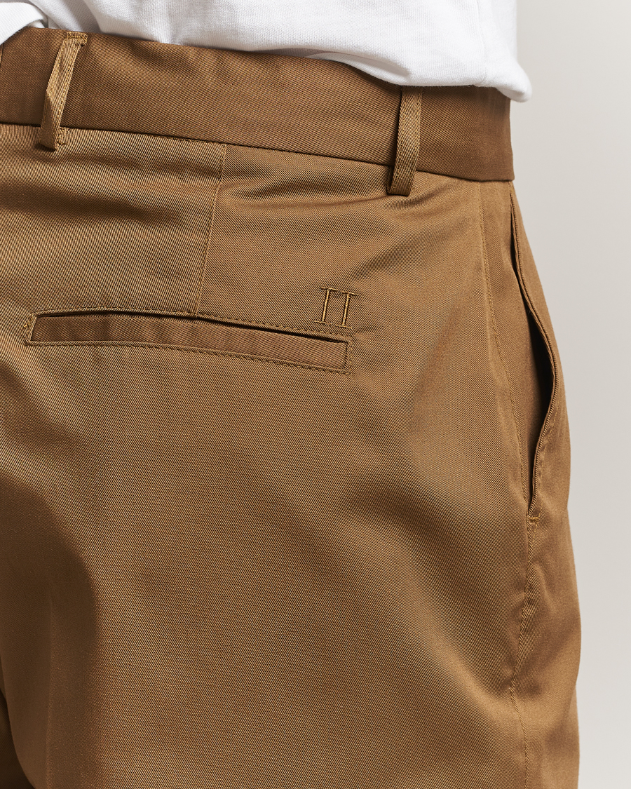 Homme | Pantalons | LES DEUX | Reece Pleated Heavy Twill Pant Dark Sand