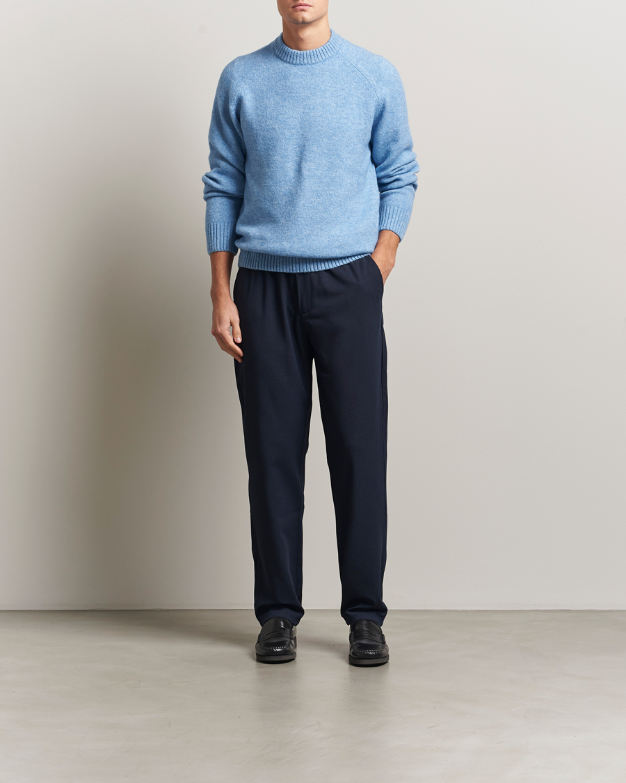 Homme | Pantalons | LES DEUX | Como Tapered Textured Pants Dark Navy Blue