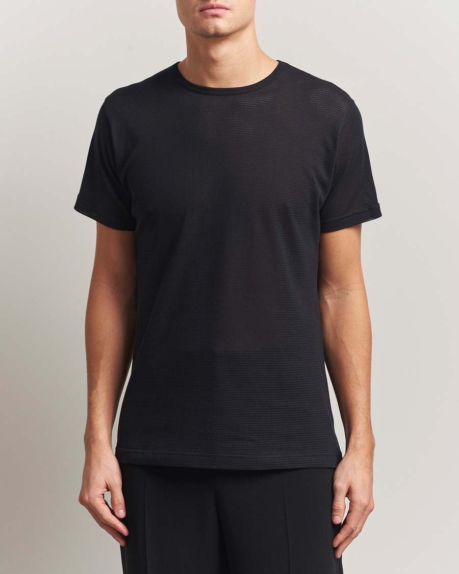 Homme | T-shirts | Sunspel | Cellular Underwear T-Shirt Black