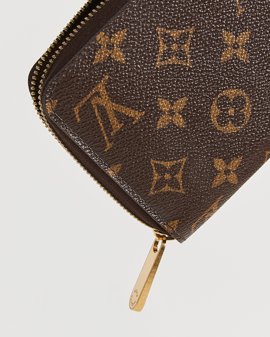 Homme | Louis Vuitton Pre-Owned Zippy Wallet Monogram | Louis Vuitton Pre-Owned | Zippy Wallet Monogram
