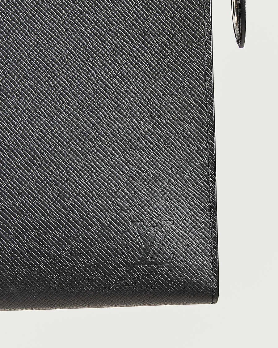 Homme | Pre-Owned & Vintage Bags | Louis Vuitton Pre-Owned | Pochette Voyage Taiga MM Black