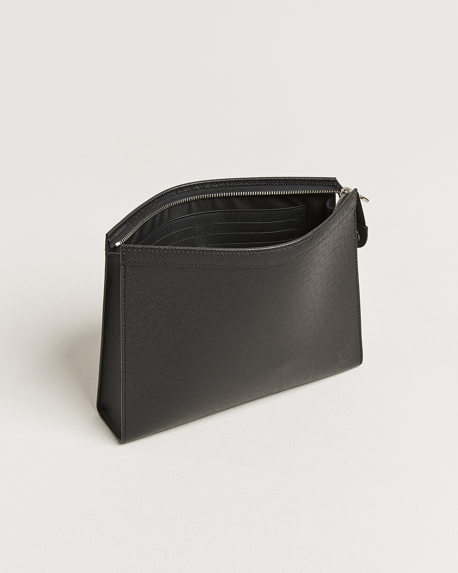 Homme | Pre-Owned & Vintage Bags | Louis Vuitton Pre-Owned | Pochette Voyage Taiga MM Black