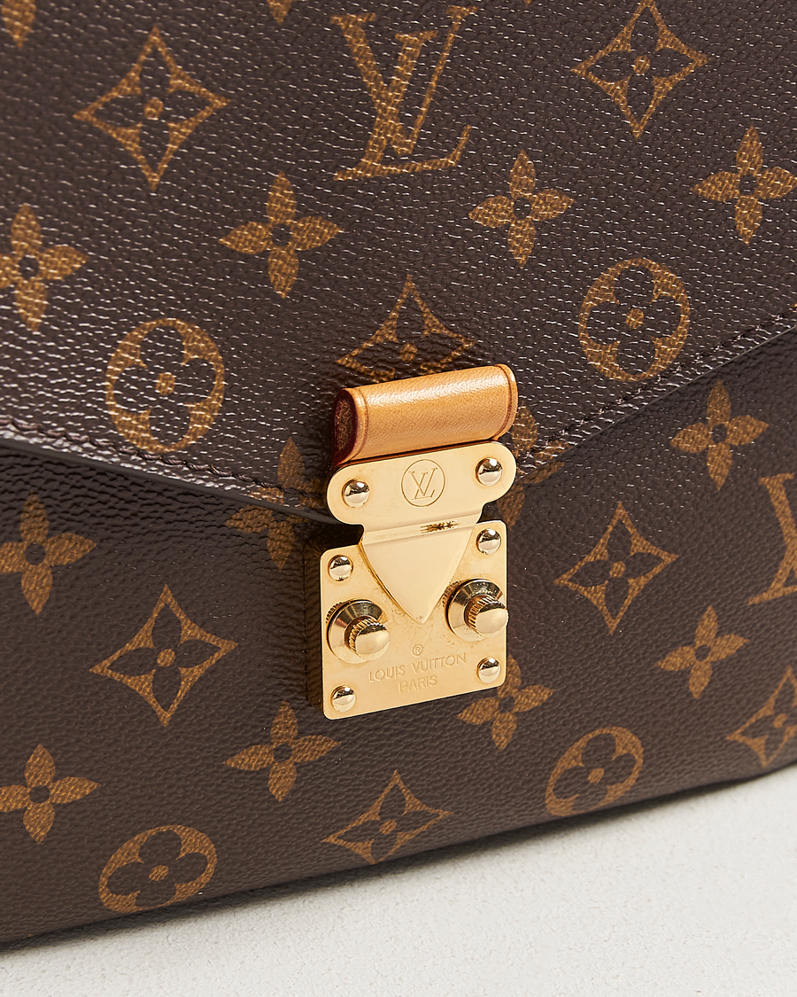 Homme | Louis Vuitton Pre-Owned Pochette Métis Monogram | Louis Vuitton Pre-Owned | Pochette Métis Monogram