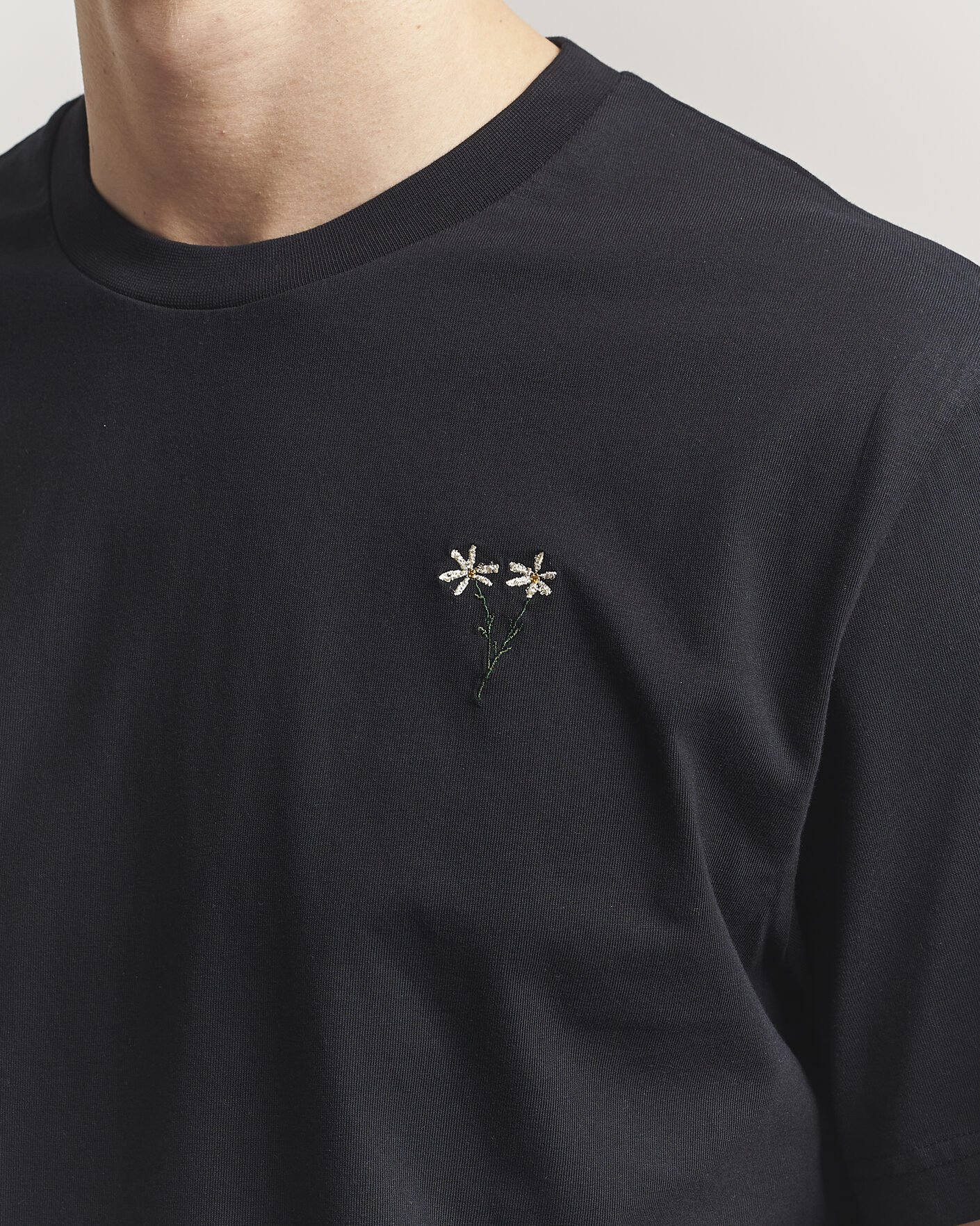 Homme | T-shirts | Forét | Posy T-Shirt Black