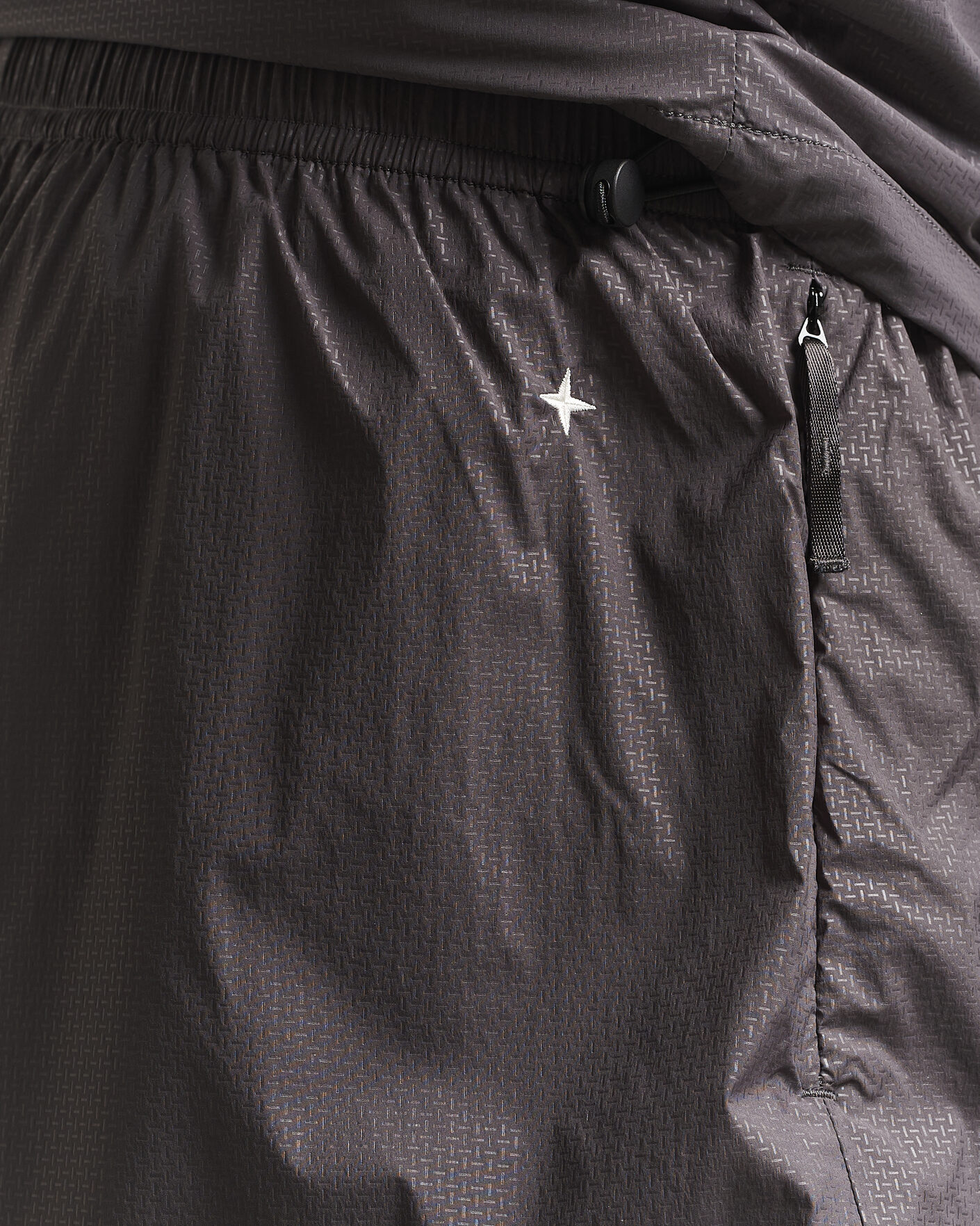 Homme | Shorts | Stone Island | Stellina Nylon Stretch Shorts Charcoal