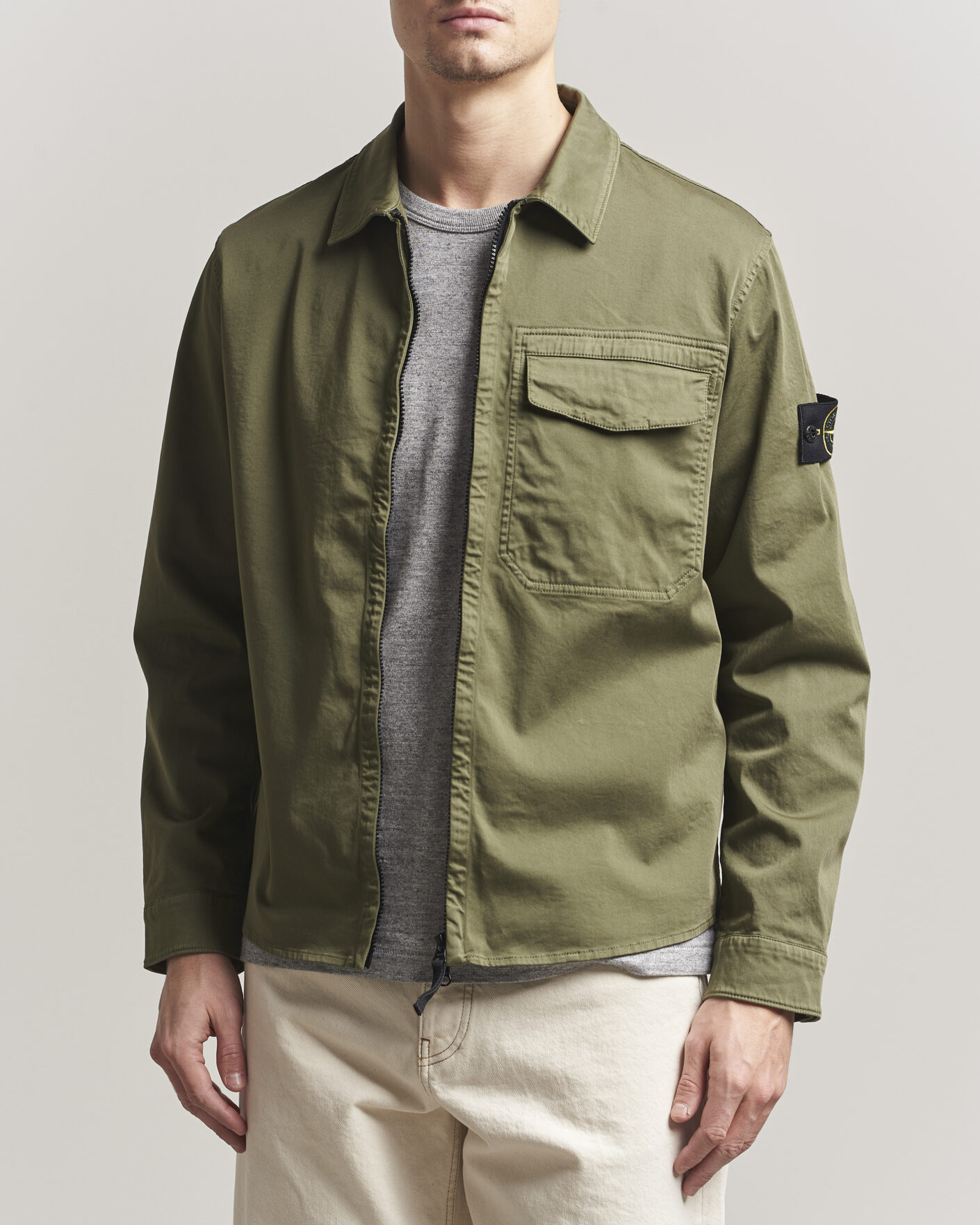 Homme | Chemises | Stone Island | Cotton Stretch Zip Overshirt Military Green