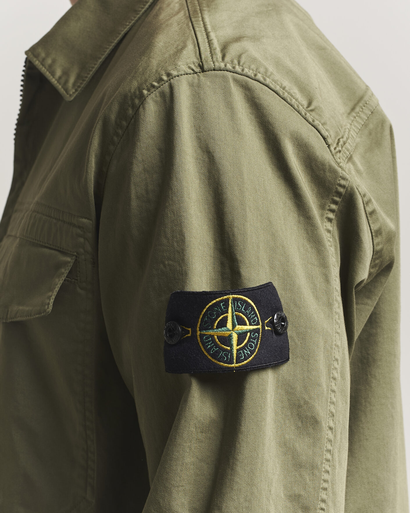 Homme | Chemises | Stone Island | Cotton Stretch Zip Overshirt Military Green