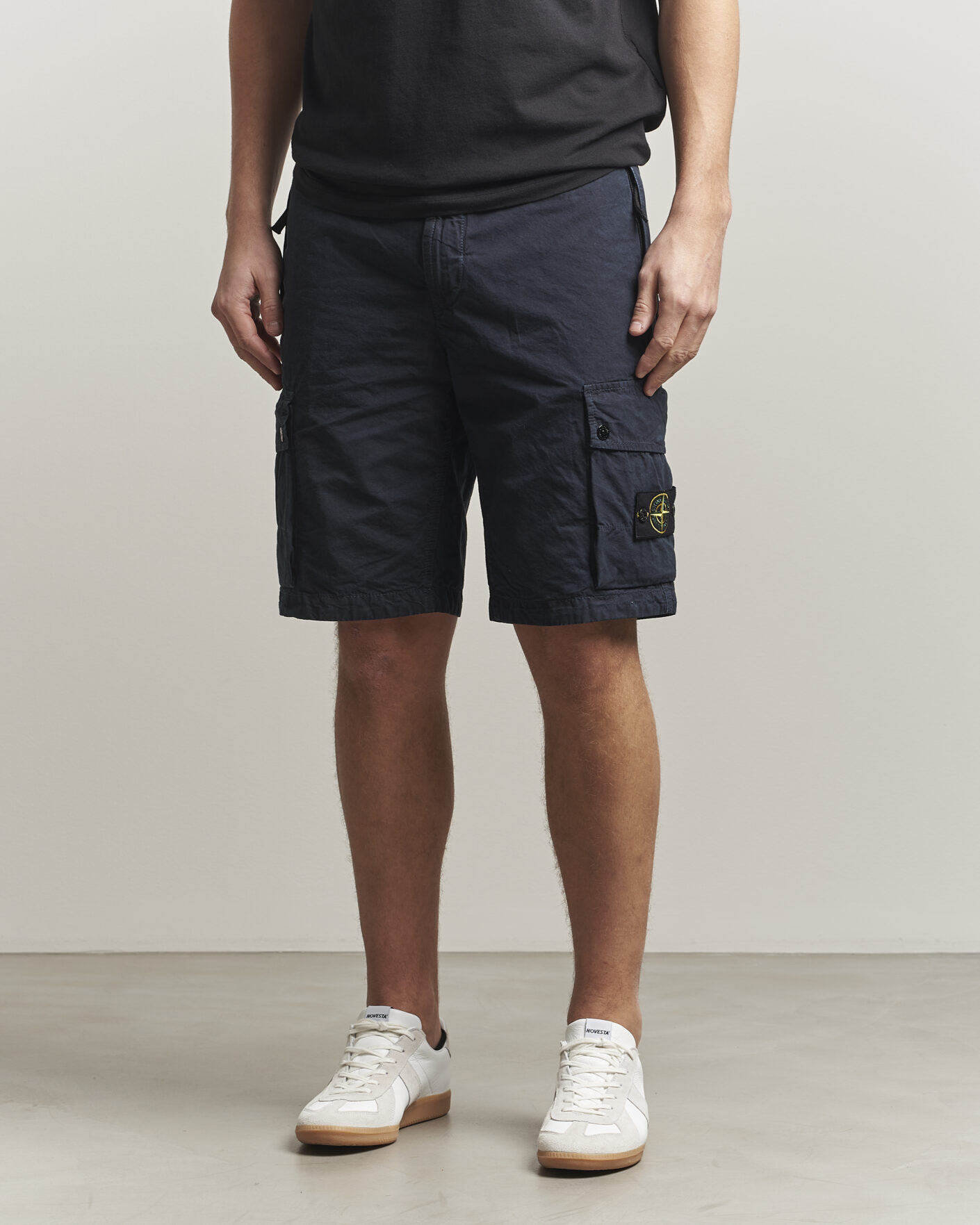 Homme | Shorts | Stone Island | Brushed Cotton Canvas Cargo Shorts Navy