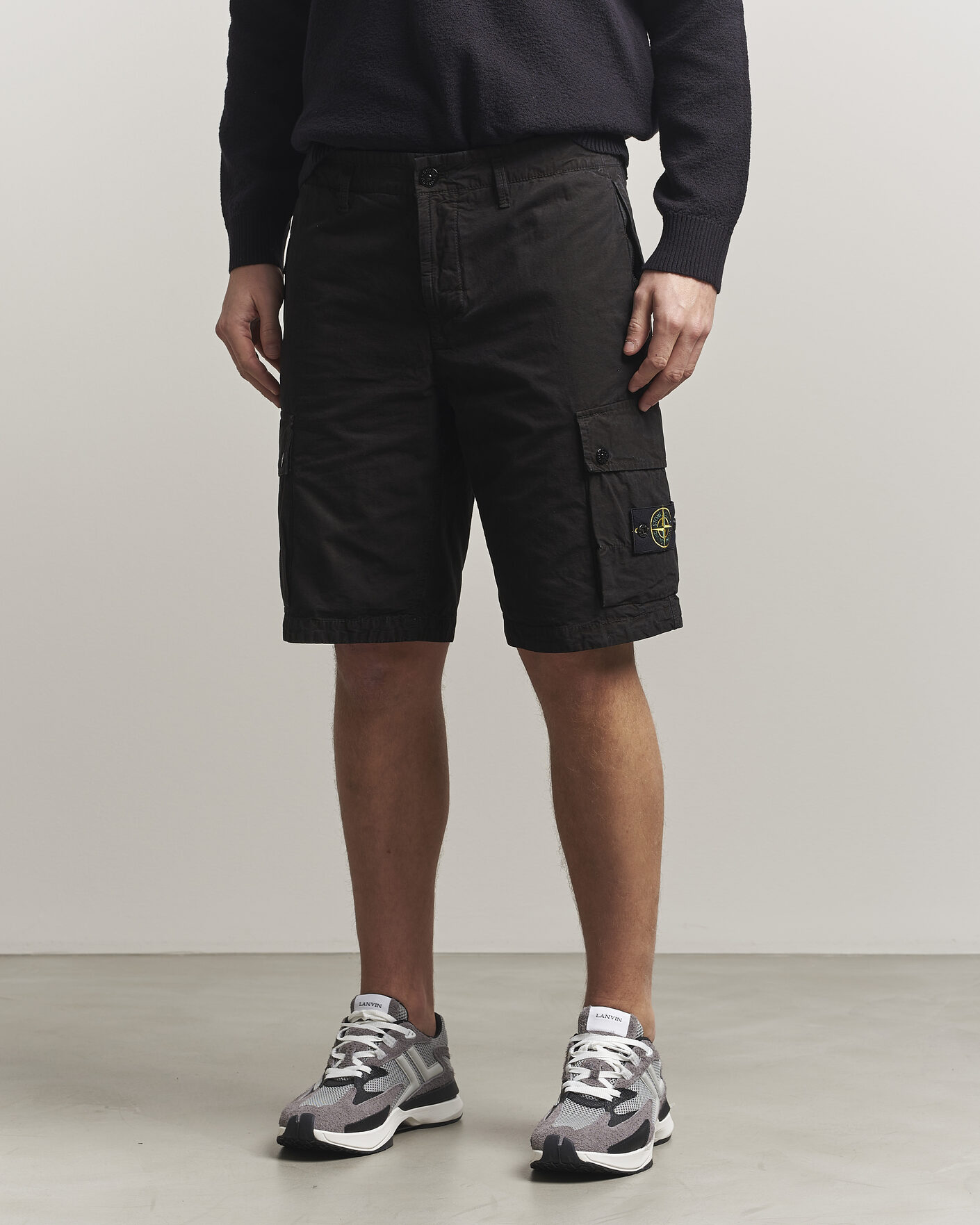 Homme | Shorts | Stone Island | Brushed Cotton Canvas Cargo Shorts Black