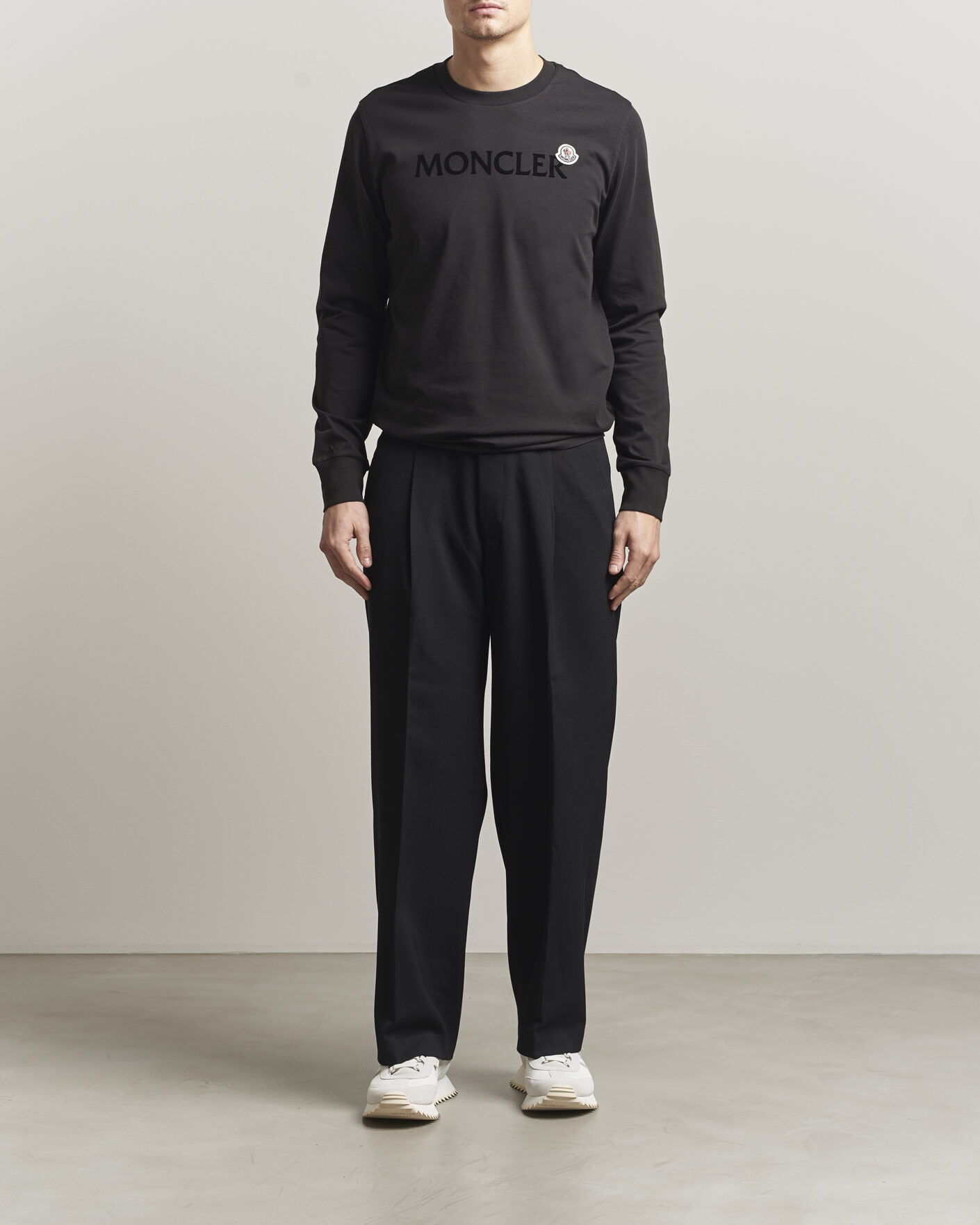 Homme | T-shirts | Moncler | Lettering Logo Long Sleeve T-Shirt Black
