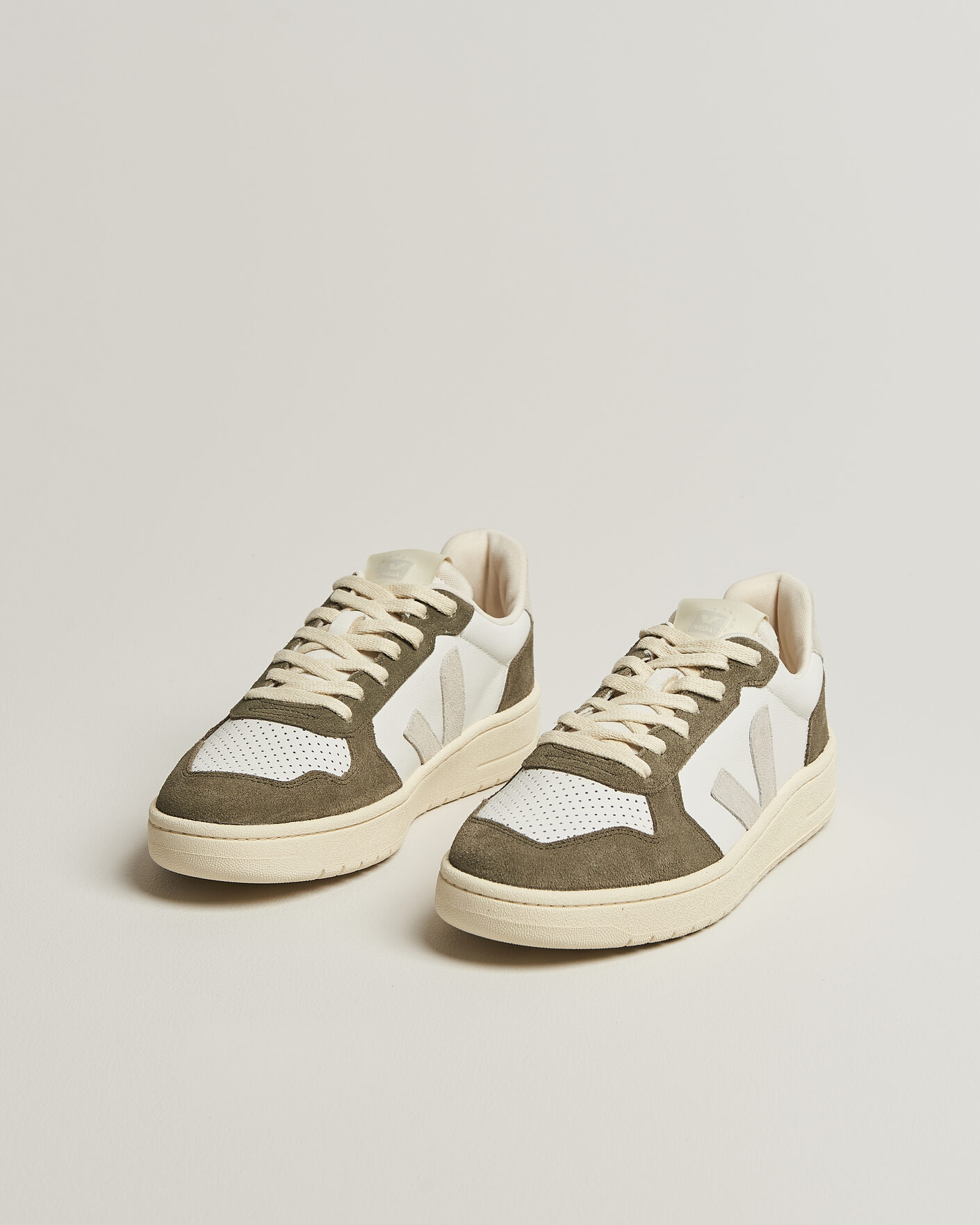 Homme | Baskets | Veja | V-82 Sneaker White/Natural Khaki