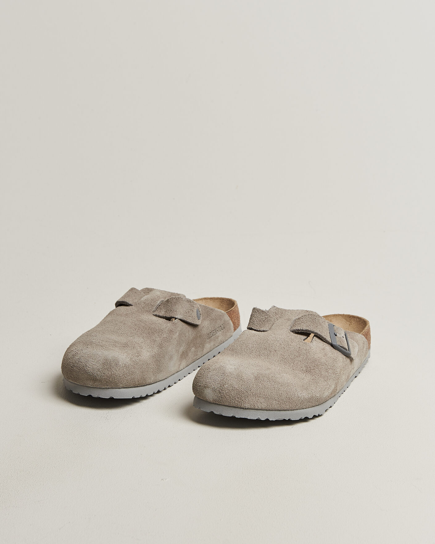 Homme | Sandales Et Mules | BIRKENSTOCK | Boston Soft Footbed Stone Coin Suede