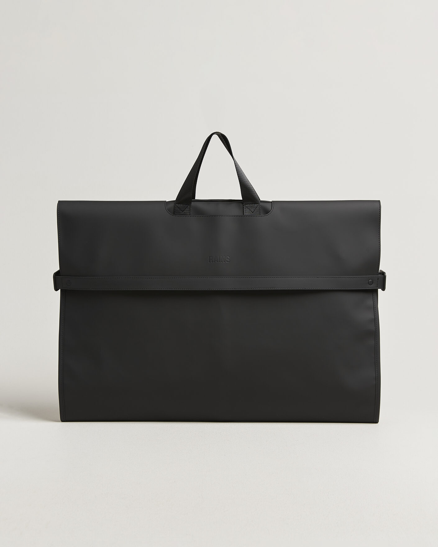 Homme | RAINS OTG Suit Bag Black | RAINS | OTG Suit Bag Black