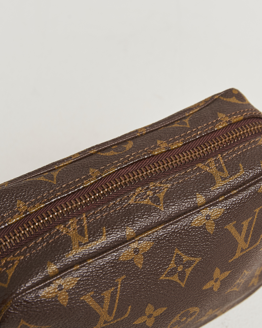 Homme | Pre-Owned & Vintage Bags | Louis Vuitton Pre-Owned | Trousse Toilette 18 Monogram