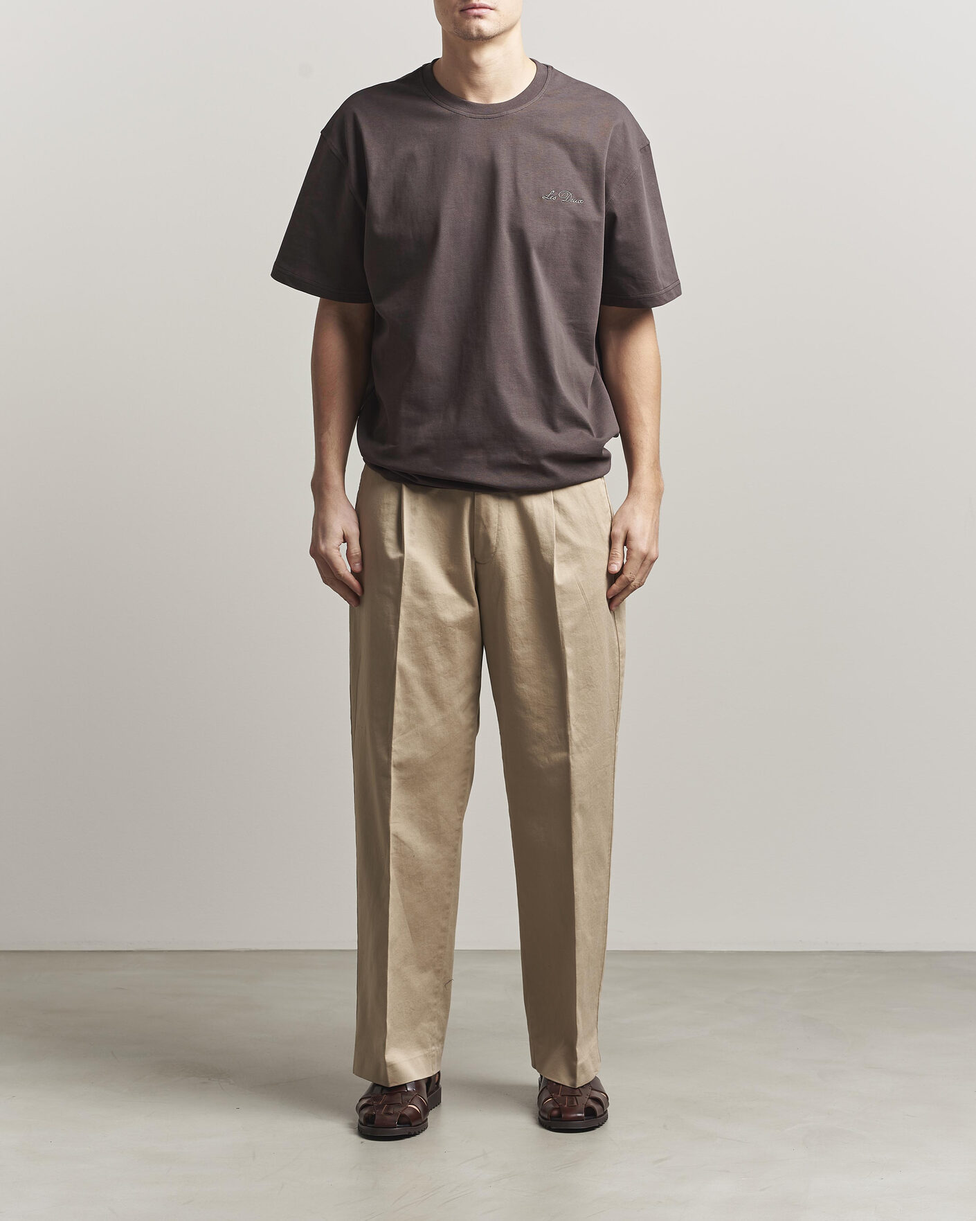 Homme | T-shirts | LES DEUX | Crew T-Shirt Coffee Brown