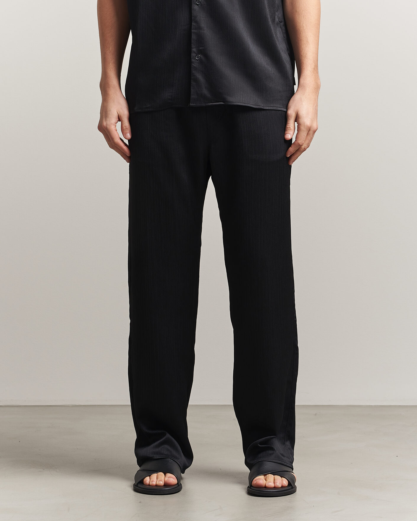 Homme | Pantalons | LES DEUX | Houston Plissé Pants Black