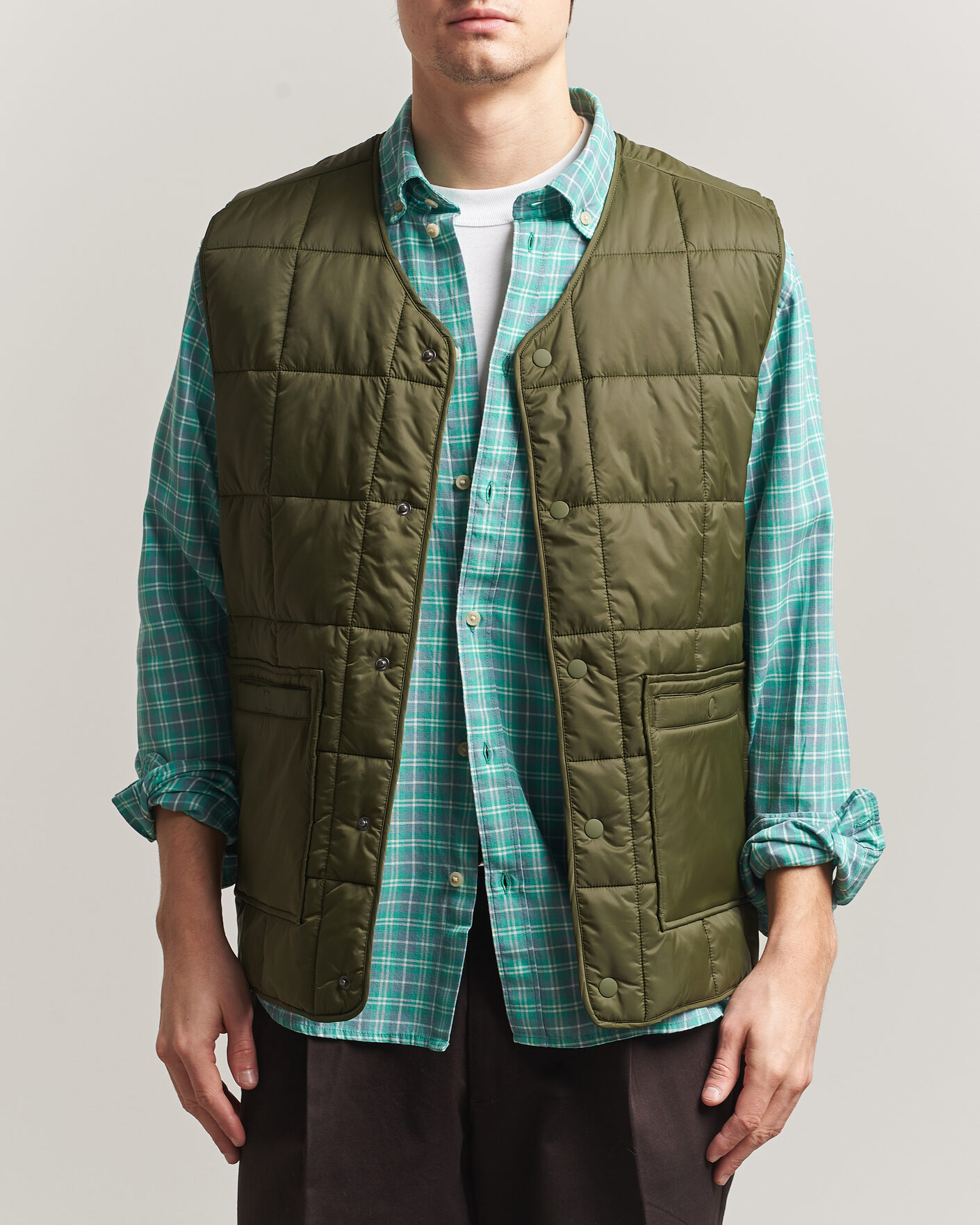 Homme | Gilets | LES DEUX | Matt Quilted Vest Olive Night