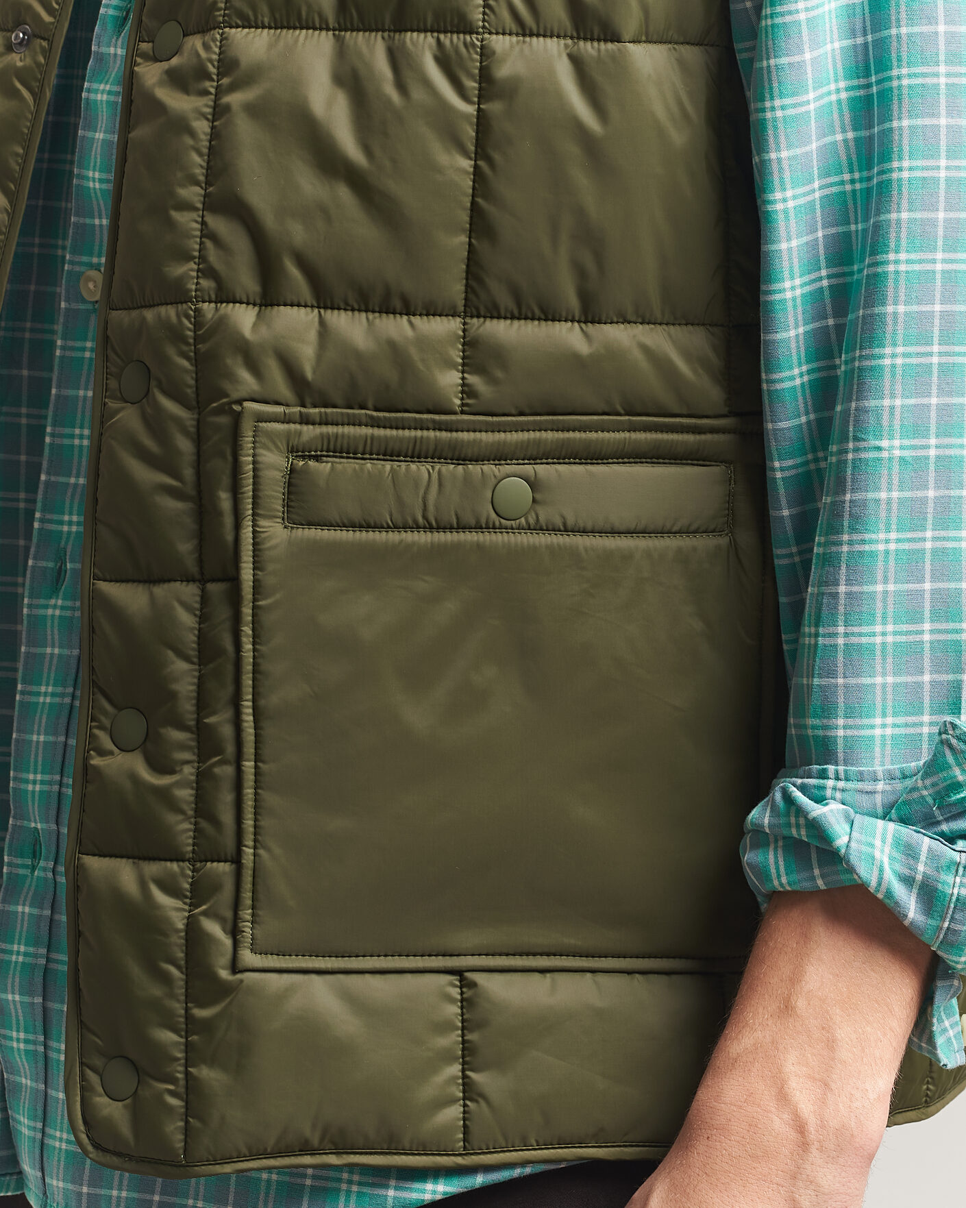 Homme | Gilets | LES DEUX | Matt Quilted Vest Olive Night