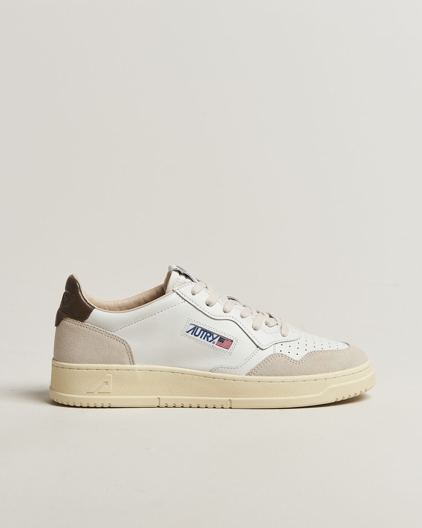Homme | Baskets | Autry | Medalist Low Leather/Suede Sneaker White/Teak